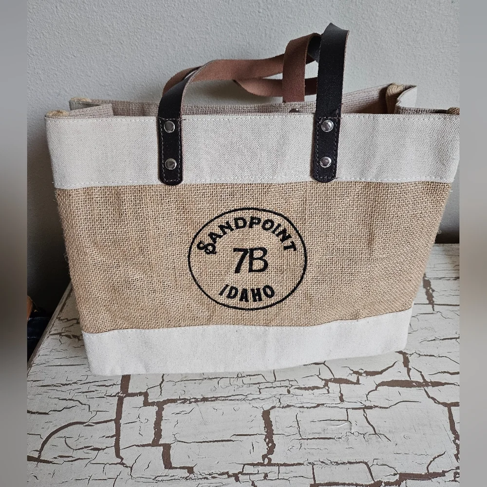 3/$15 Bag Tote Sandpoint 7B Idaho Excellent Condition - Picture 1 of 4